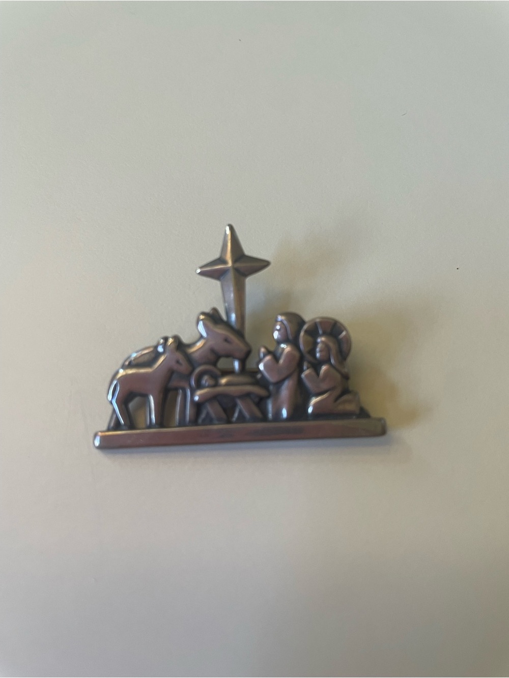 Retired James Avery Sterling Silver Nativity Scene Brooch